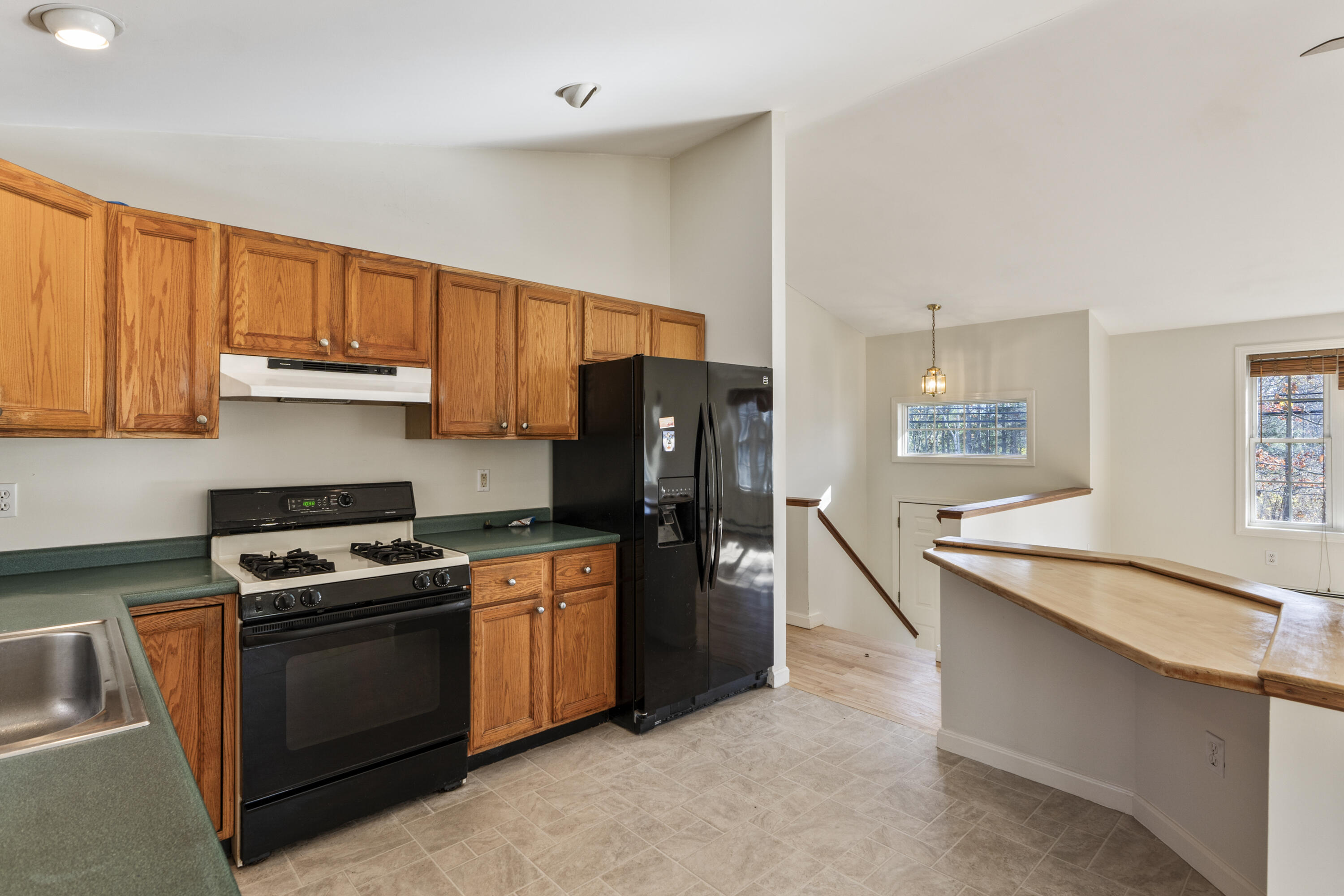 384 Ridge Road York, ME 03909 - Photo 5 of 46 384 Ridge Rd, York