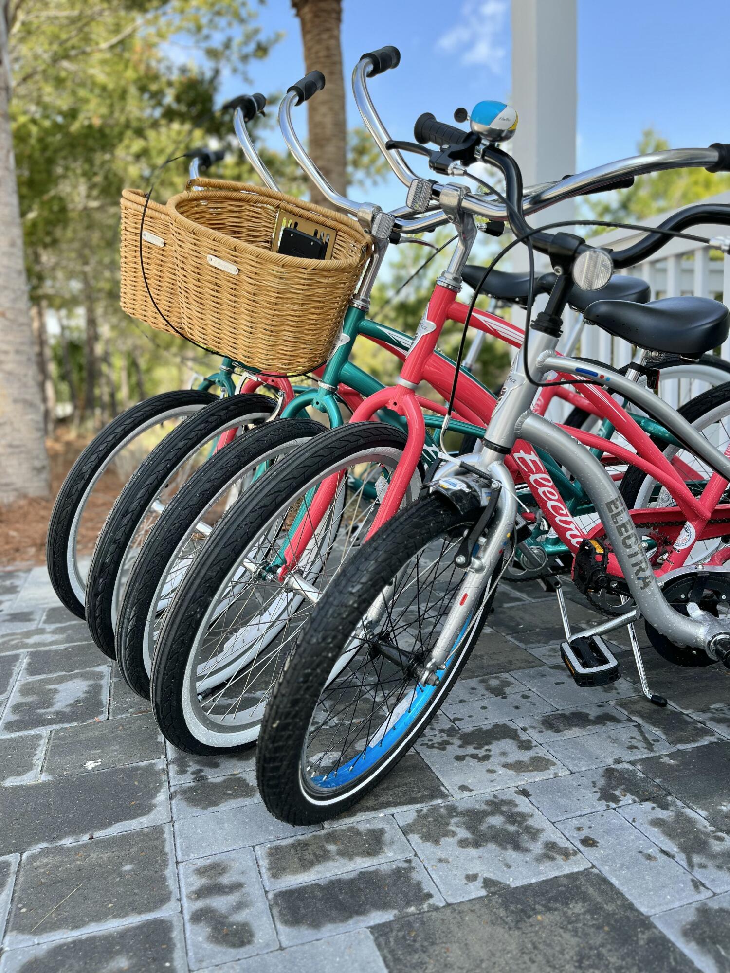 566 Gulfview Circle Santa Rosa Beach, FL 32459 - Photo 38 of 38 a utility room with toys
