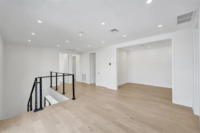 $1,850,000 | 1527 Northeast 15th Avenue, Fort Lauderdale, FL 33304