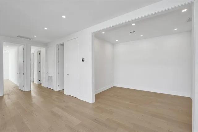 $1,850,000 | 1527 Northeast 15th Avenue, Fort Lauderdale, FL 33304