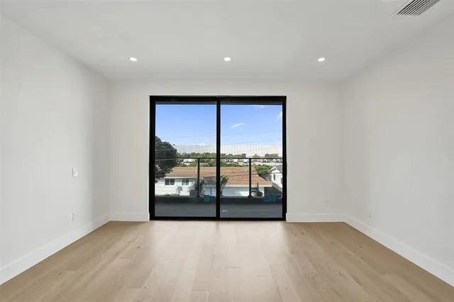 $1,850,000 | 1527 Northeast 15th Avenue, Fort Lauderdale, FL 33304