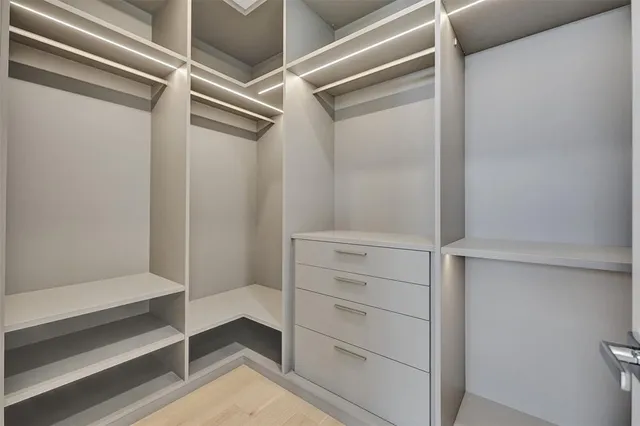 $1,850,000 | 1527 Northeast 15th Avenue, Fort Lauderdale, FL 33304