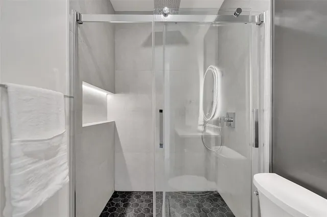 $1,850,000 | 1527 Northeast 15th Avenue, Fort Lauderdale, FL 33304