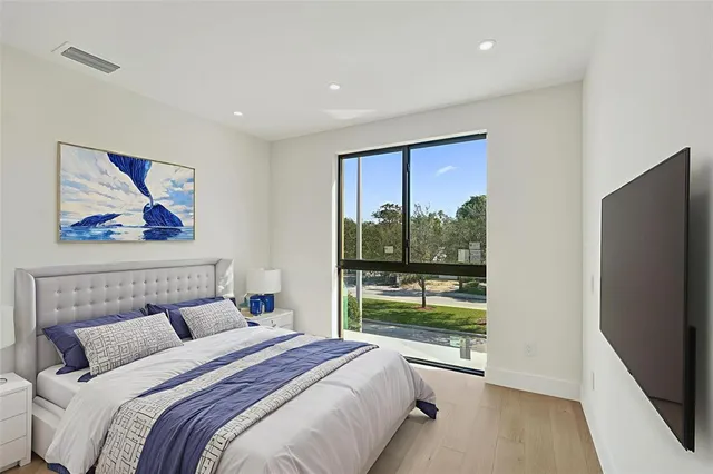 $1,850,000 | 1527 Northeast 15th Avenue, Fort Lauderdale, FL 33304