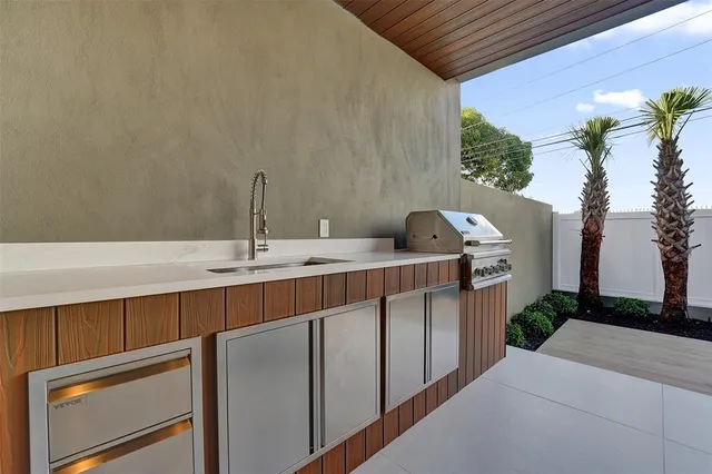 $1,850,000 | 1527 Northeast 15th Avenue, Fort Lauderdale, FL 33304