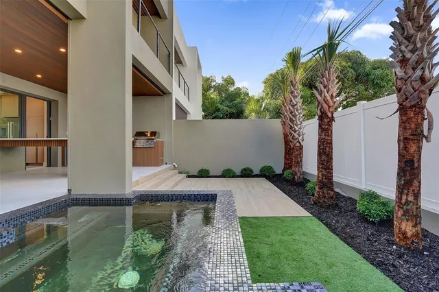 $1,850,000 | 1527 Northeast 15th Avenue, Fort Lauderdale, FL 33304