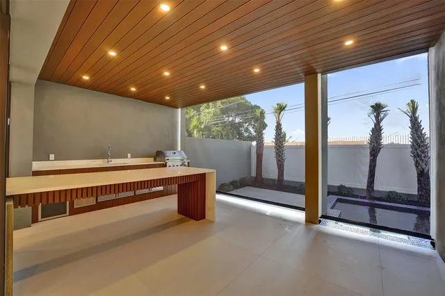 $1,850,000 | 1527 Northeast 15th Avenue, Fort Lauderdale, FL 33304