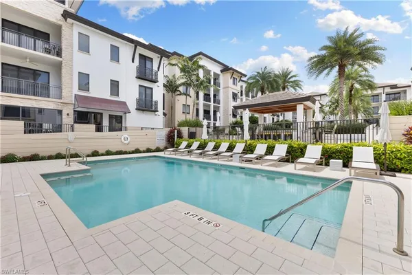 $1,295,000 | 1035 3rd Avenue South, Unit 203, Naples, FL 34102