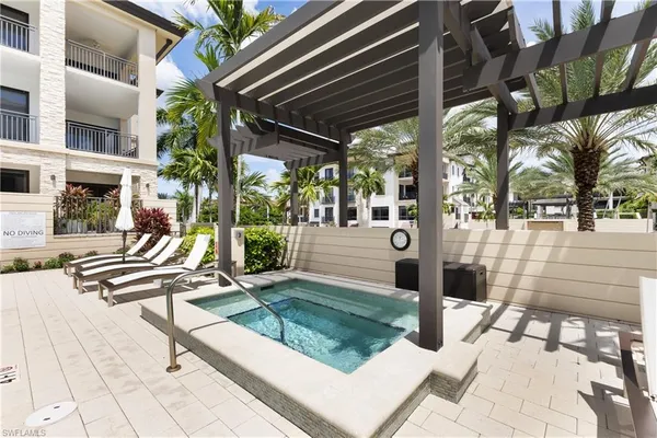 $1,295,000 | 1035 3rd Avenue South, Unit 203, Naples, FL 34102