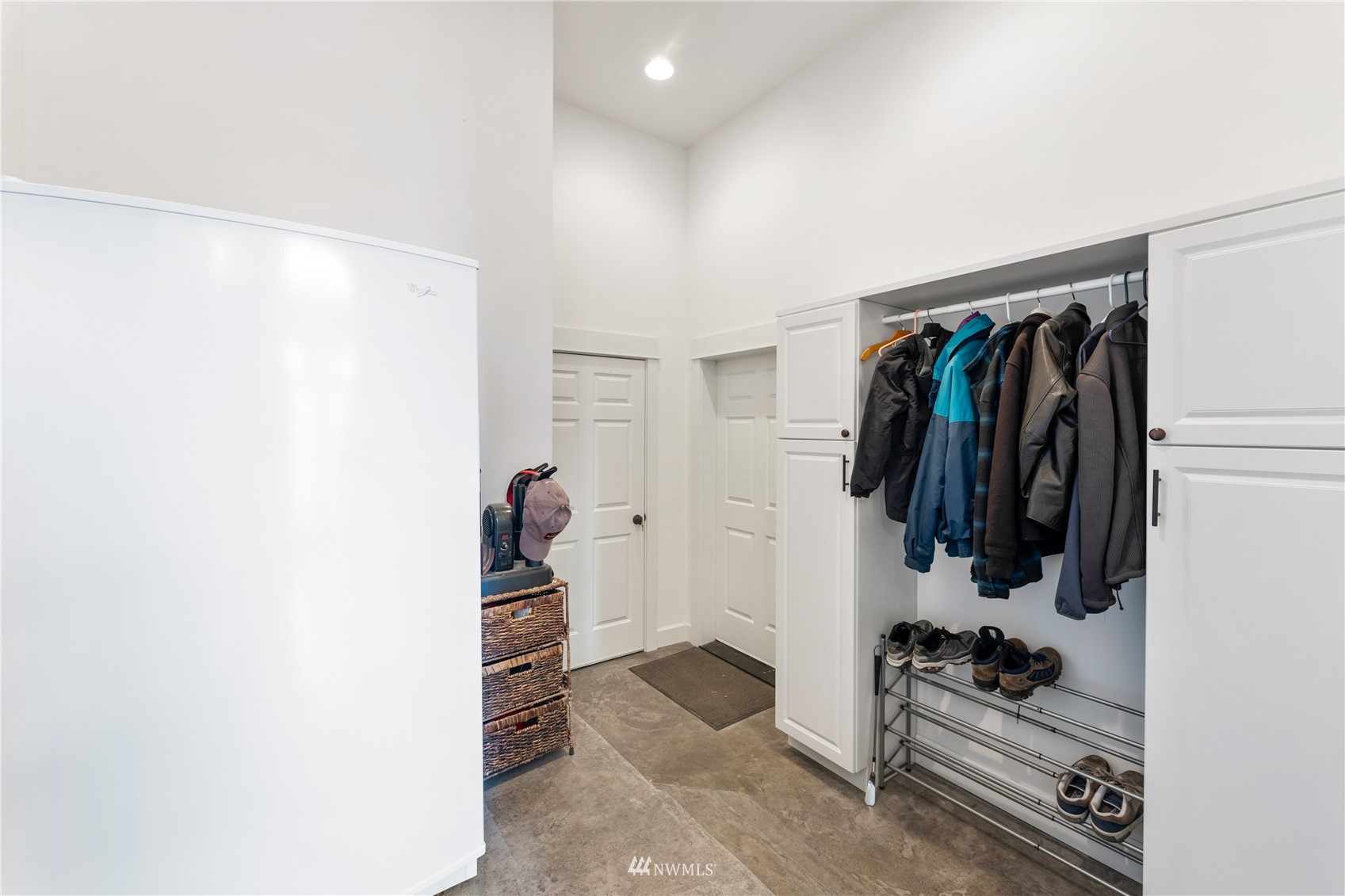 7381 Ridgeview Drive Chelan, WA 98816 - Photo 12 of 40 Gallery Image 12