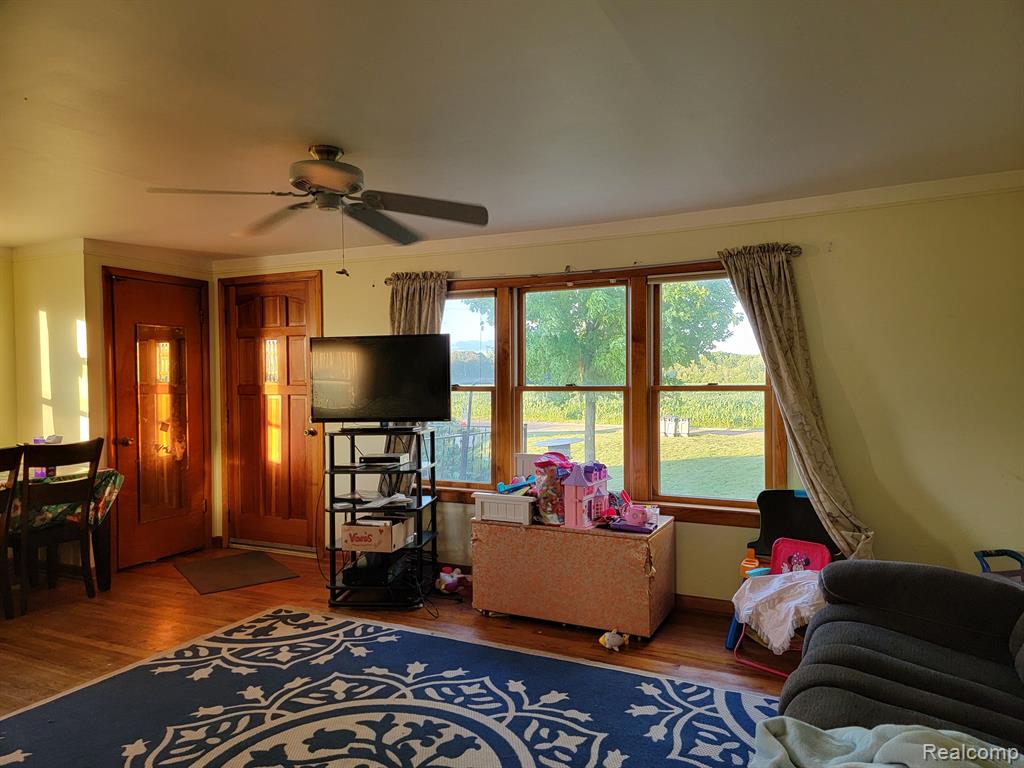 6921 Kelly Road Yale, MI 48097 - Photo 8 of 21