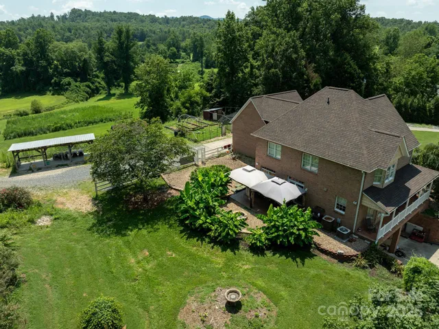 $849,000 | 4594 Grandin Road, Lenoir, NC 28645