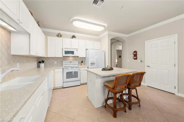 $2,500 | 9601 Spanish Moss Way, Unit 3615, Bonita Springs, FL 34135