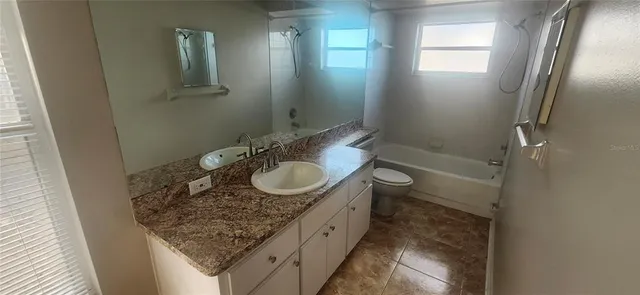 $317,500 | 3047 Fisher Avenue, Spring Hill, FL 34609