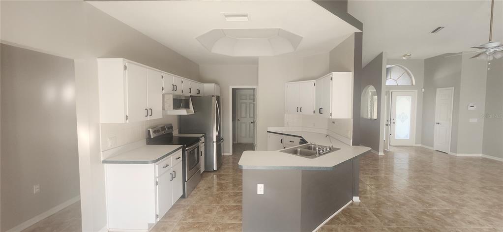 3047 Fisher Avenue Spring Hill, FL 34609 - Photo 5 of 75