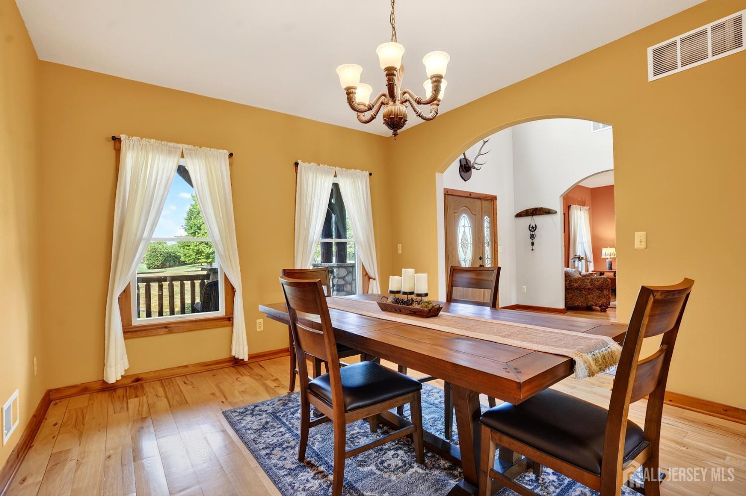 439 Schoolhouse Road Monroe Township, NJ 08831 - Photo 7 of 52