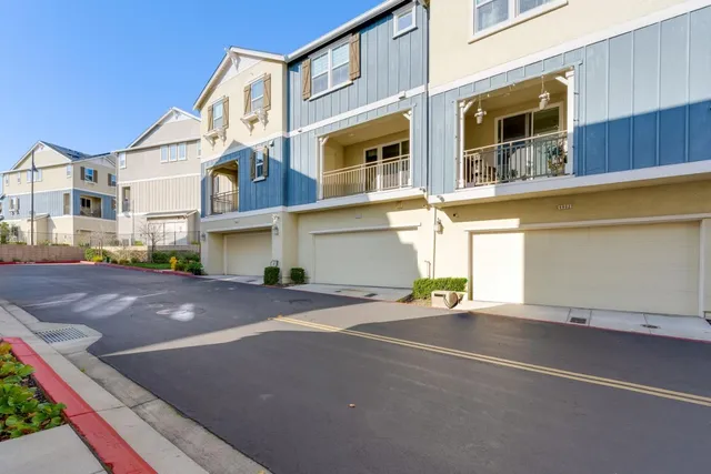a view of street with large building