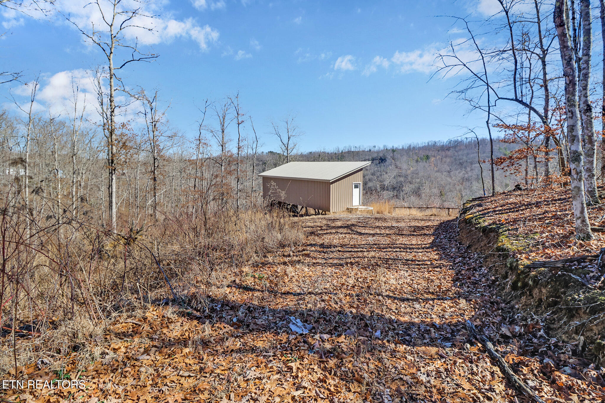 1291 Buck Crawford, TN 38554 - Photo 7 of 27 if1a8544-if1a8548