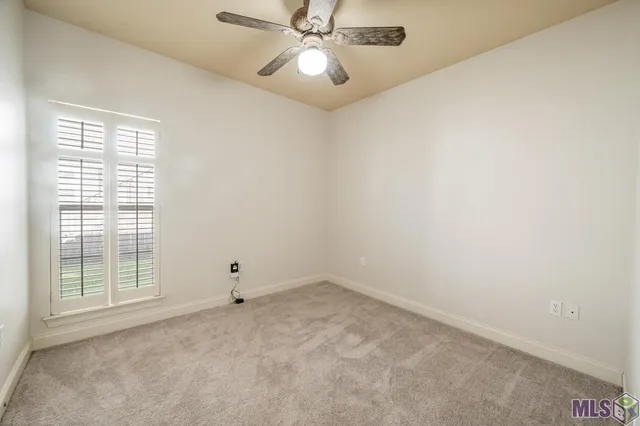 $215,000 | 11182 River Highlands Drive, Unit 10A, St. Amant, LA 70774