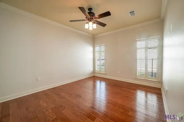 $215,000 | 11182 River Highlands Drive, Unit 10A, St. Amant, LA 70774