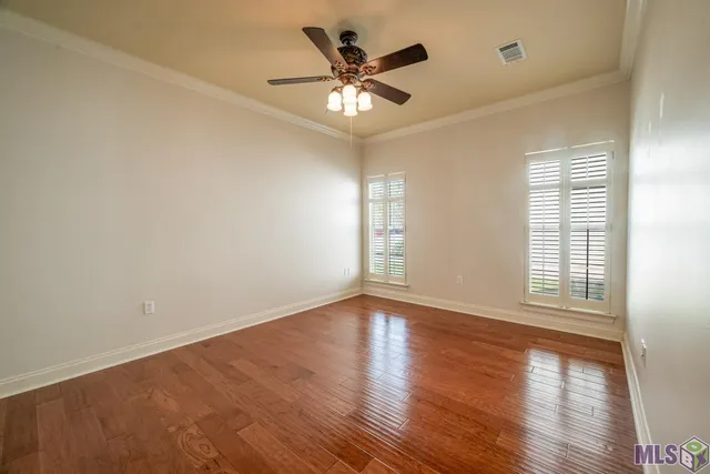 $215,000 | 11182 River Highlands Drive, Unit 10A, St. Amant, LA 70774