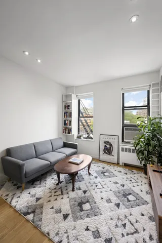 $700,000 | 64 MacDougal Street, Unit 15 | SoHo