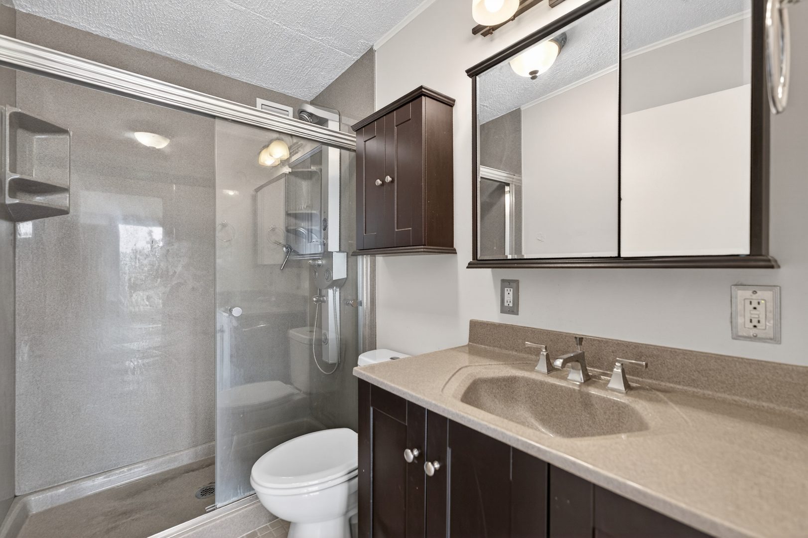 2015 South Finley Road, Unit 209 Lombard, IL 60148 - Photo 13 of 33