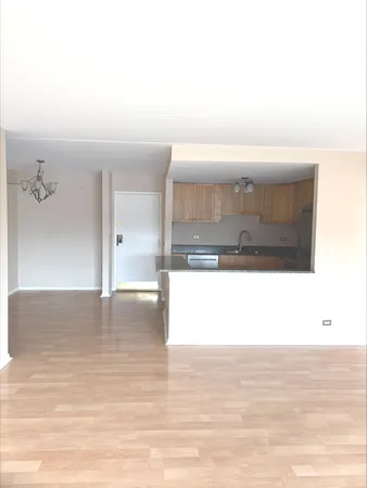 $240,000 | 2015 South Finley Road, Unit 209, Lombard, IL 60148