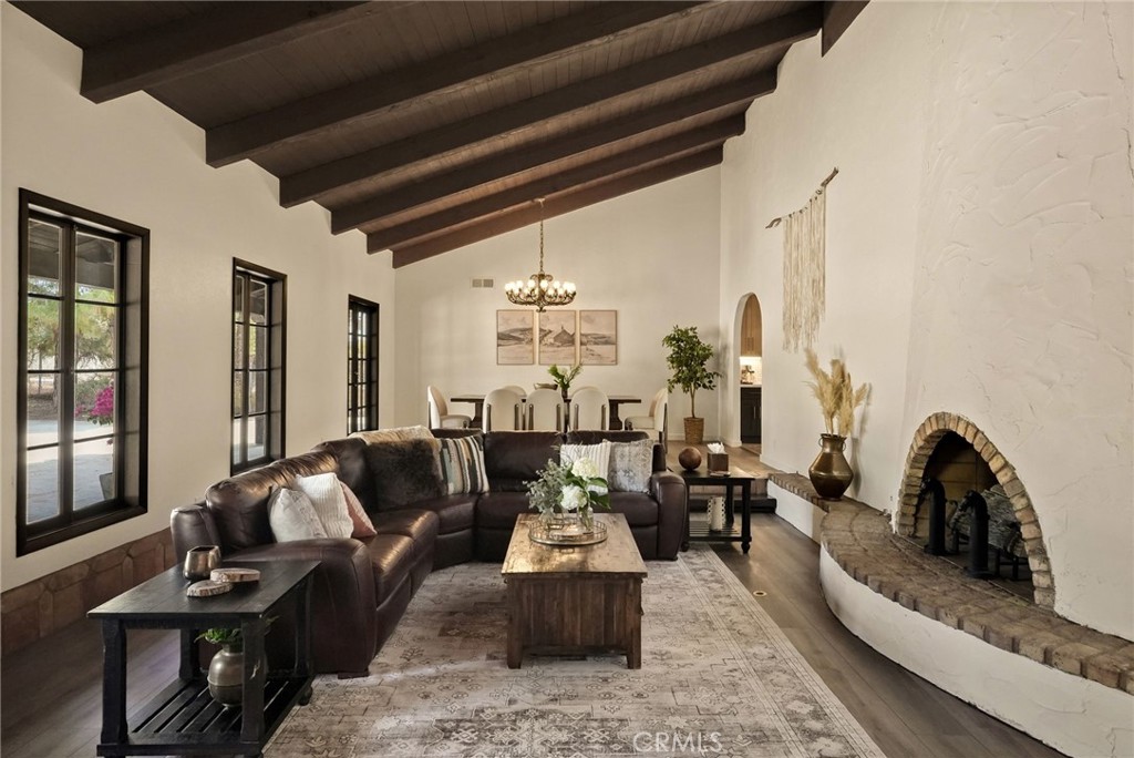 11560 Darling Road Agua Dulce, CA 91390 - Photo 13 of 75 Gallery Image 13