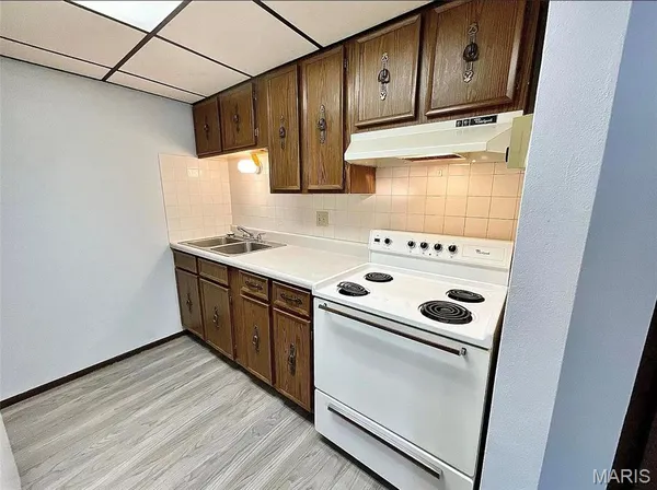 $775 | 106 South High Street, Unit E, Shiloh, IL 62269