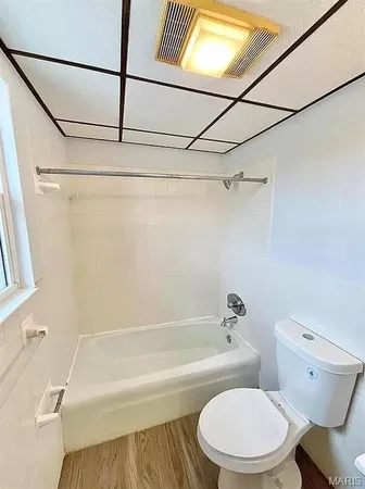 $775 | 106 South High Street, Unit E, Shiloh, IL 62269