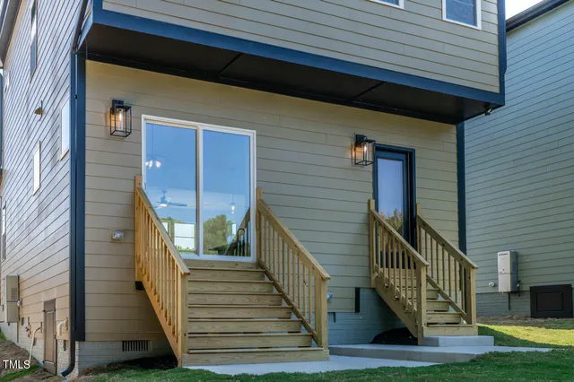 $375,000 | 2337 East Main Street, Durham, NC 27703