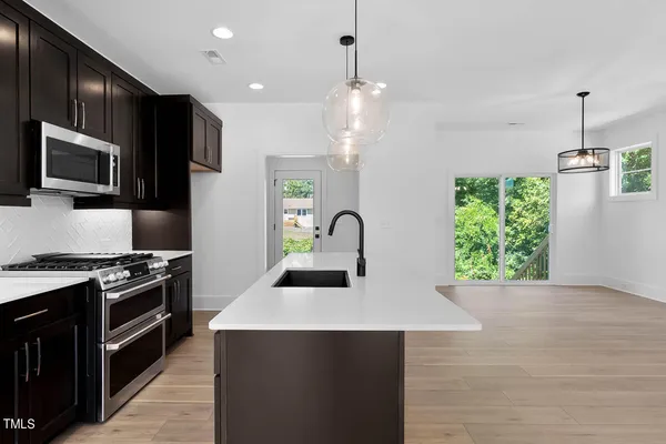 $374,900 | 2337 East Main Street, Durham, NC 27703