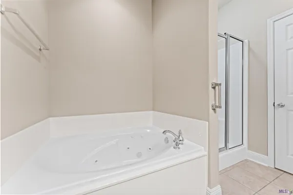 $215,000 | 11510 Southfork Avenue, Unit 37, Baton Rouge, LA 70816