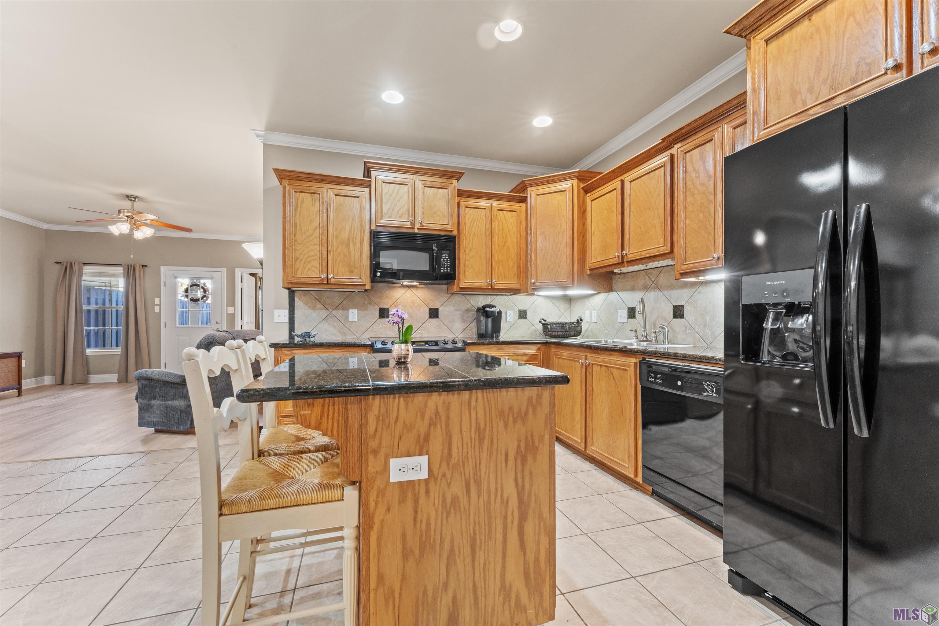 11510 Southfork Avenue, Unit 37 Baton Rouge, LA 70816 - Photo 8 of 33