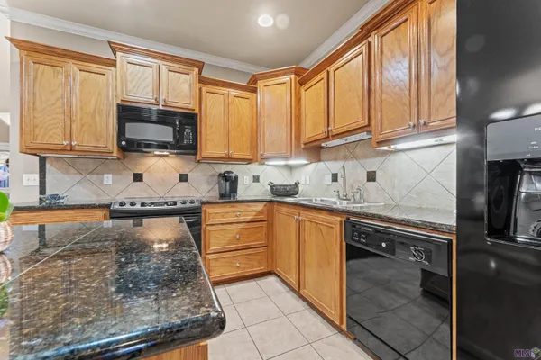 $215,000 | 11510 Southfork Avenue, Unit 37, Baton Rouge, LA 70816