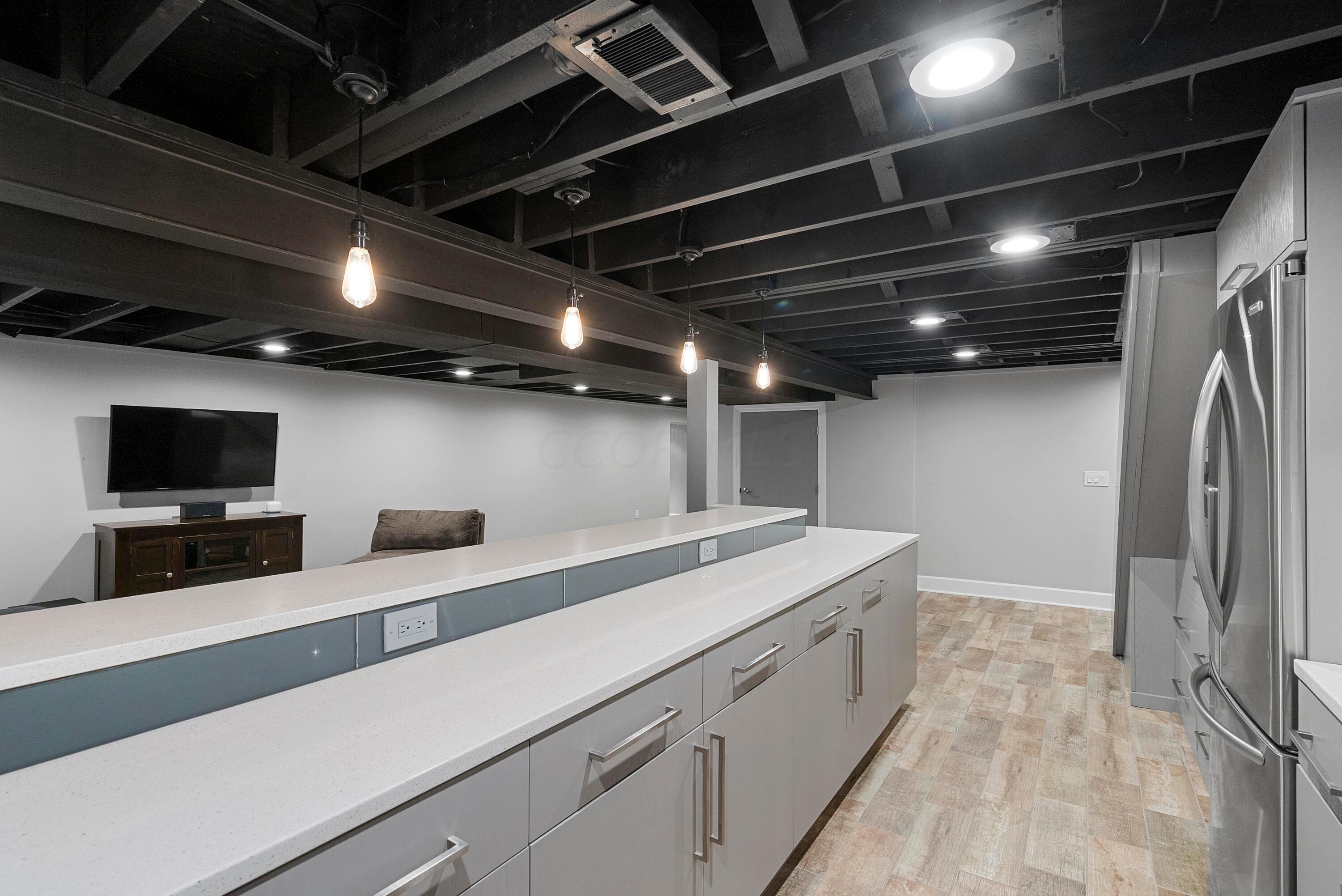 3427 Smiley Road Columbus, OH 43221 - Photo 39 of 62 DSC00956