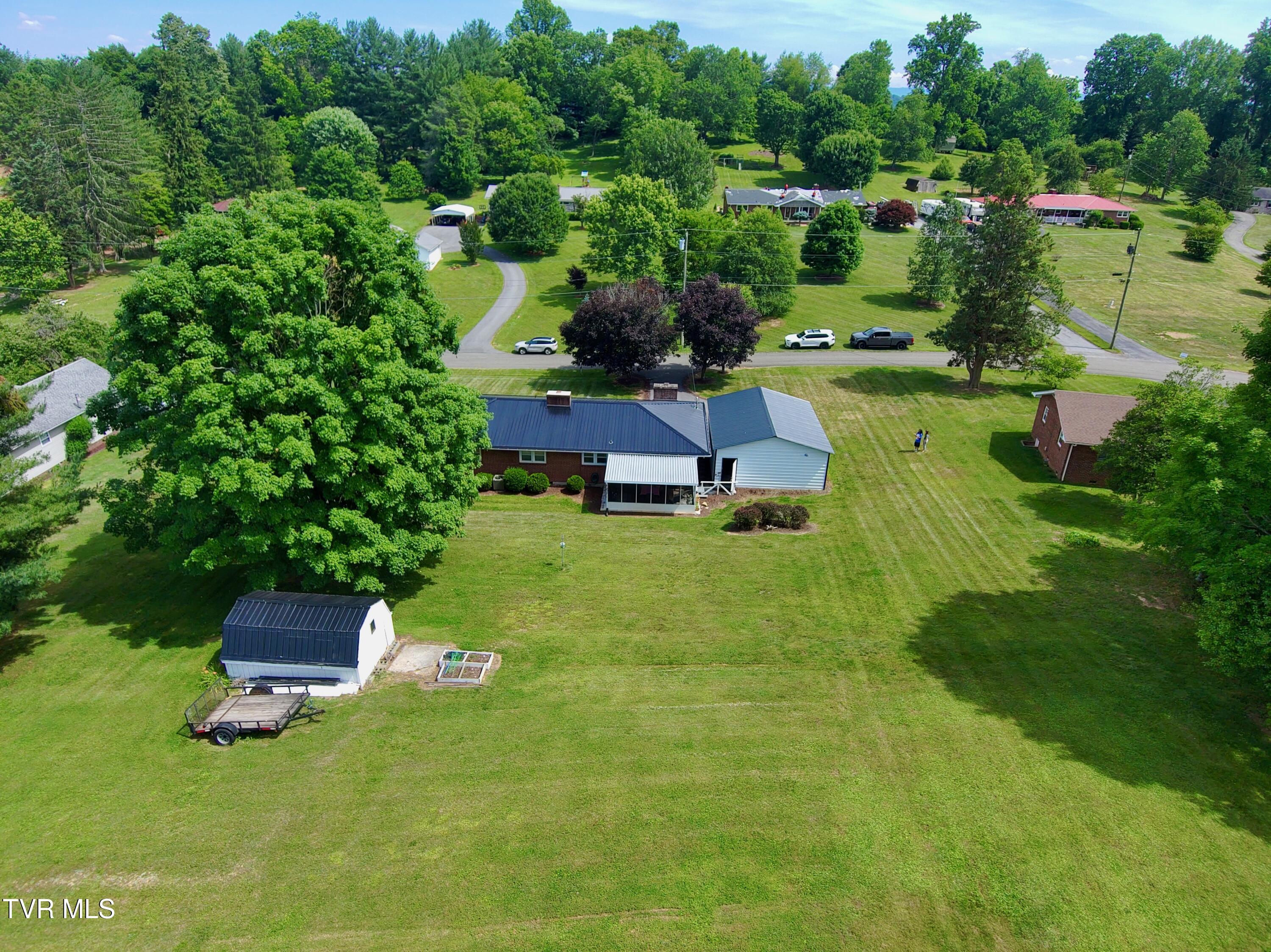 20495 Blue Spruce Road Bristol, VA 24202 - Photo 20 of 24 Drone 1.jpeg bs