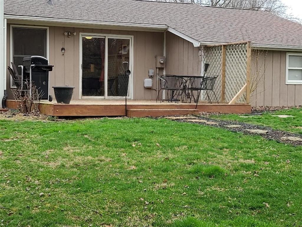 819 Countryside Lane Columbus, IN 47201 - Photo 1 of 20 Gallery Image 1
