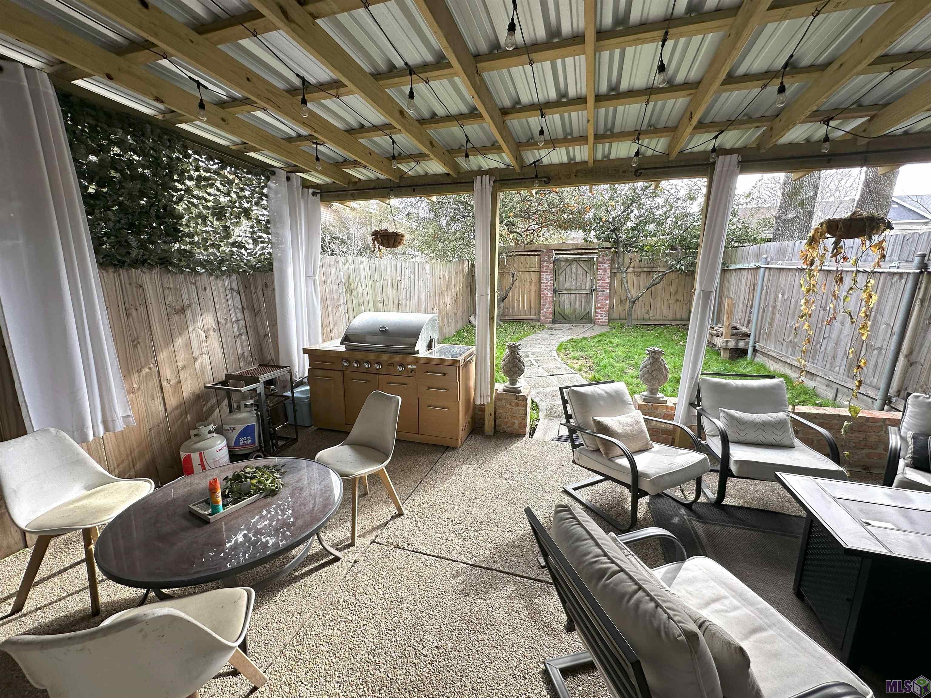 8732 Jefferson Highway Baton Rouge, LA 70809 - Photo 17 of 21