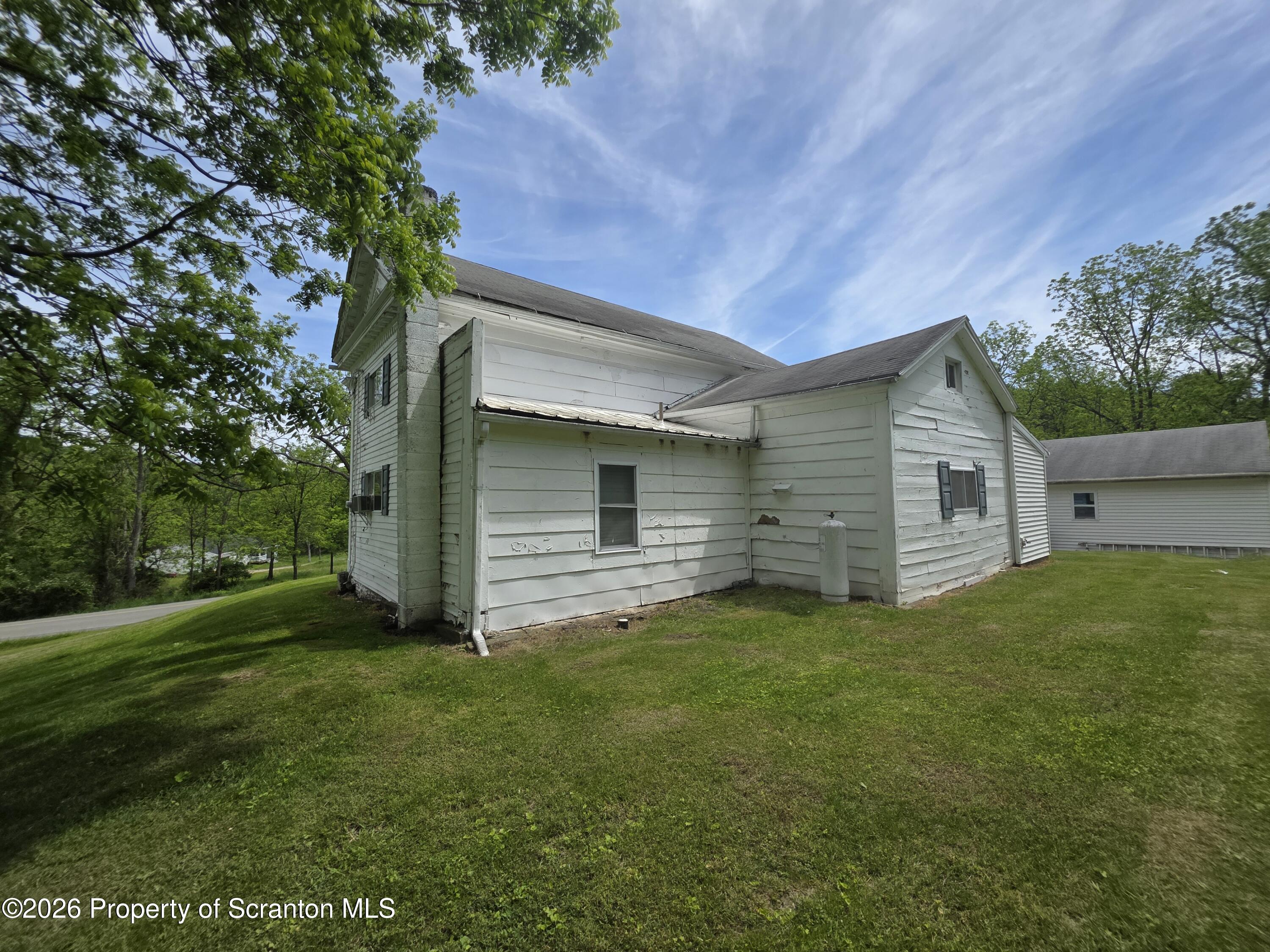 1333 Blue Berry Road Falls, PA 18615 - Photo 35 of 50 Close Rear