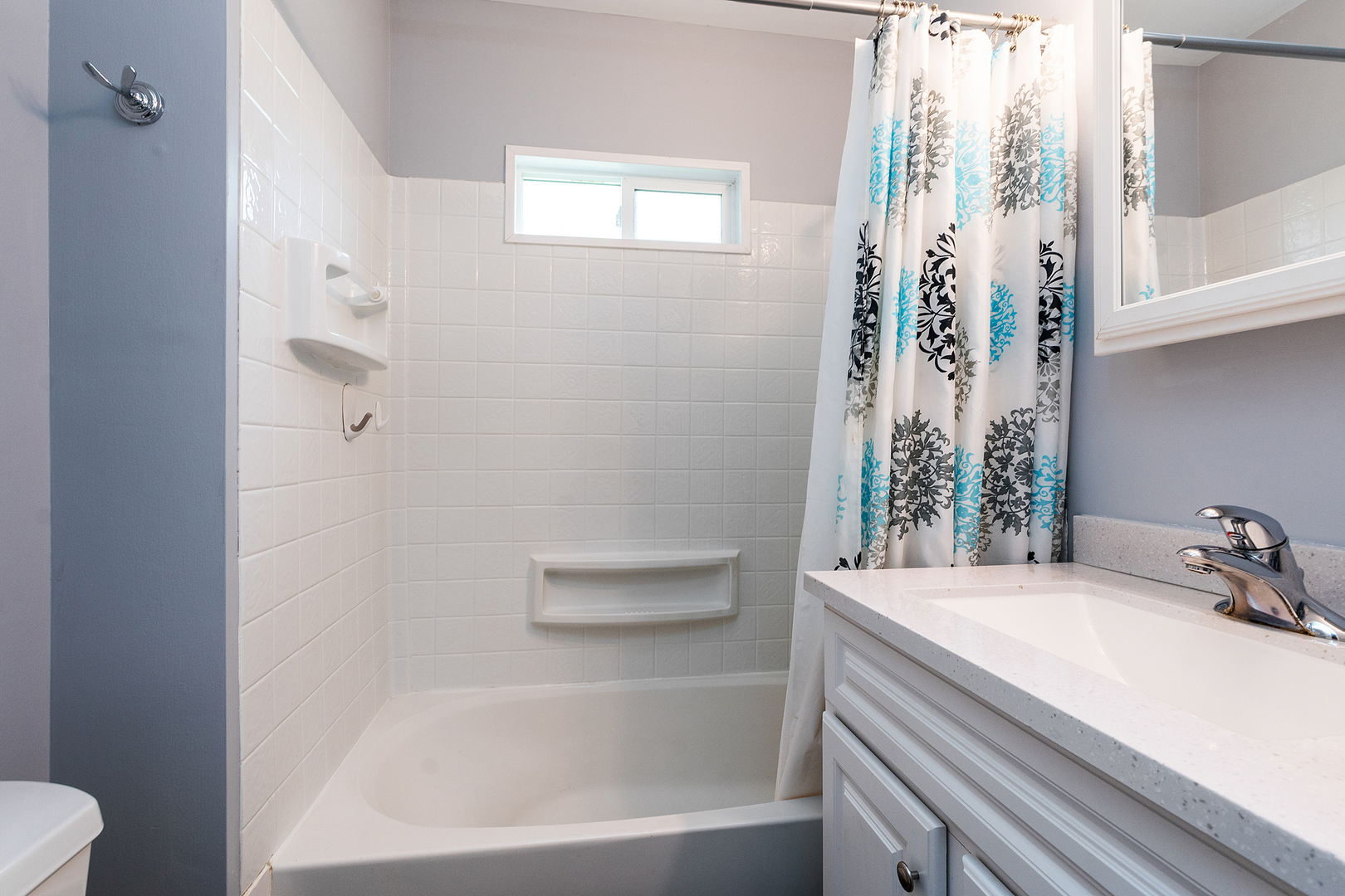 829 South Cedar Road New Lenox, IL 60451 - Photo 17 of 23 a bathroom with a sink a toilet and shower