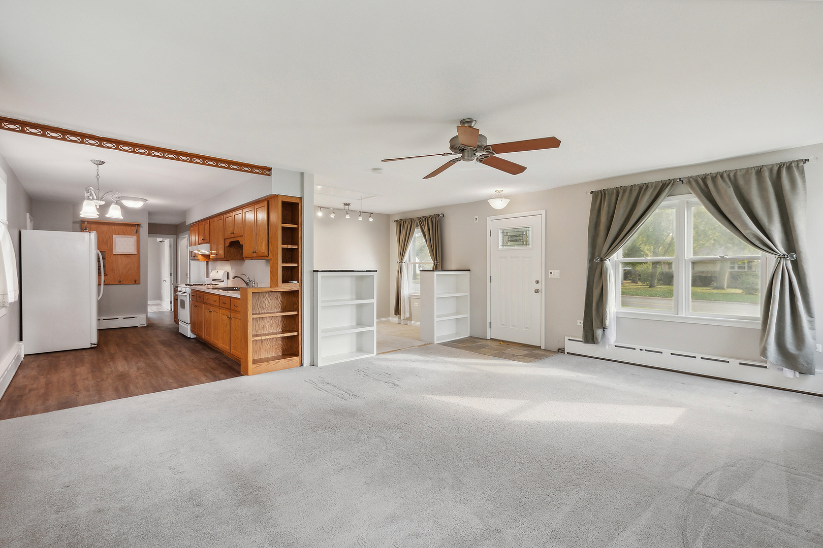 829 South Cedar Road New Lenox, IL 60451 - Photo 9 of 23 a view of an empty room with a window