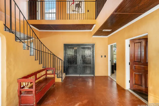 $575,000 | 10655 Rebecca Creek Road, Spring Branch, TX 78070