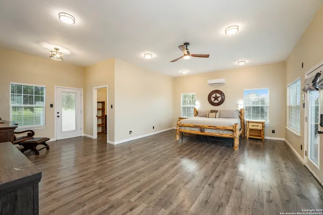 $575,000 | 10655 Rebecca Creek Road, Spring Branch, TX 78070