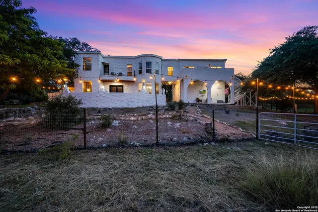 $575,000 | 10655 Rebecca Creek Road, Spring Branch, TX 78070