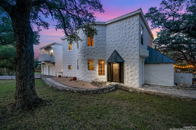 $575,000 | 10655 Rebecca Creek Road, Spring Branch, TX 78070