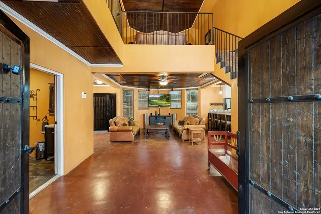 $575,000 | 10655 Rebecca Creek Road, Spring Branch, TX 78070