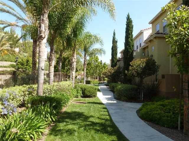 2204 Huntington Point Road, Unit 12 Chula Vista, CA 91914 - Photo 2 of 20