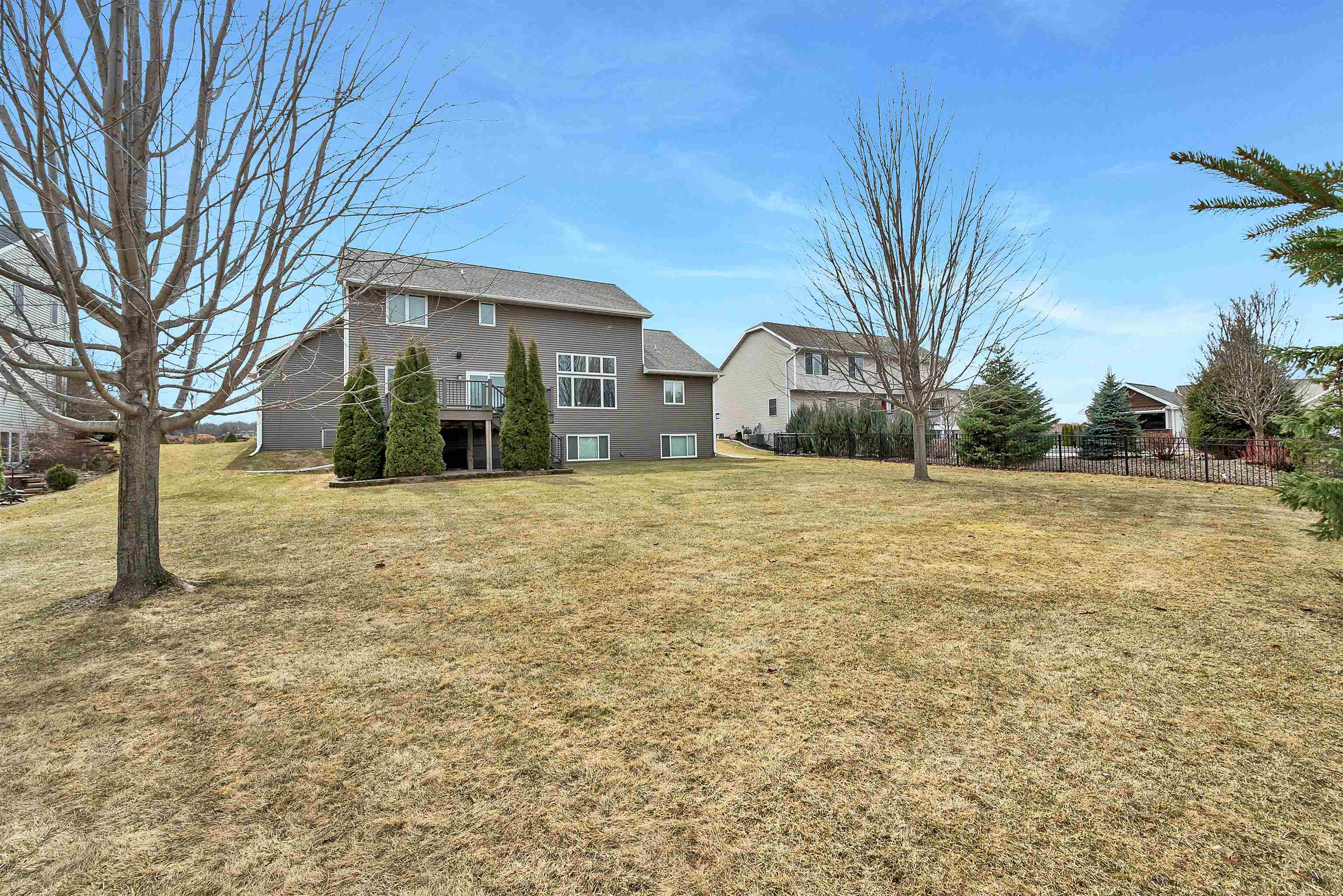 1417 Angels Path De Pere, WI 54115 - Photo 11 of 60